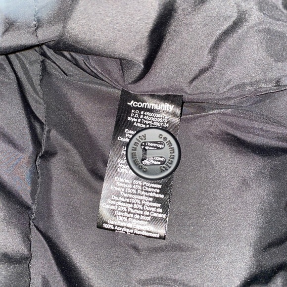 Aritzia parka (community winter coat) - Picture 6 of 13